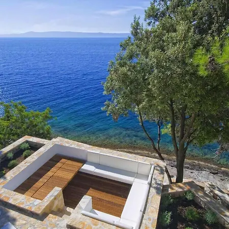 Stunning Brac 5 Bedrooms Selca Brac 5 Metres To The Private Swimming Pool Selca Selca (Brac)