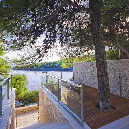 Stunning Brac 5 Bedrooms Selca Brac 5 Metres To The Private Swimming Pool Selca Villa