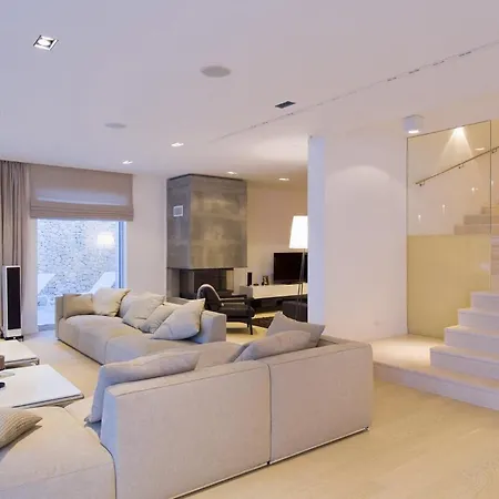 Stunning Brac 5 Bedrooms Brac 5 Metres To The Private Swimming Pool Selca (Brac)