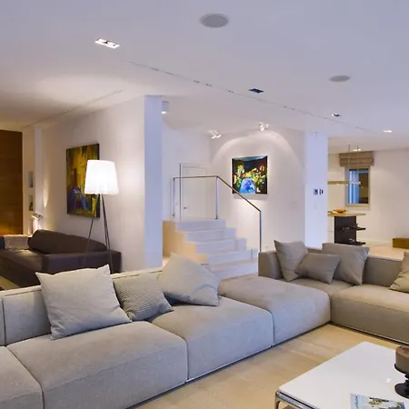 Stunning Brac 5 Bedrooms Brac 5 Metres To The Private Swimming Pool