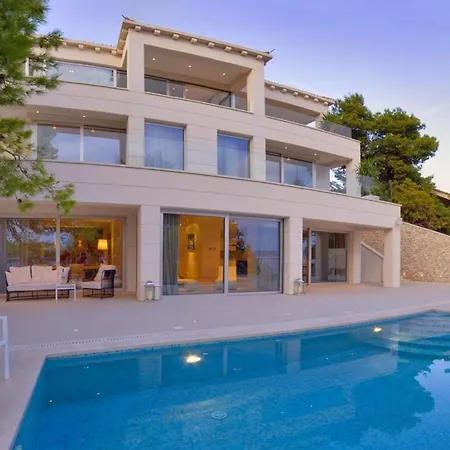 Stunning Brac 5 Bedrooms Brac 5 Metres To The Private Swimming Pool Willa Selca (Brac)